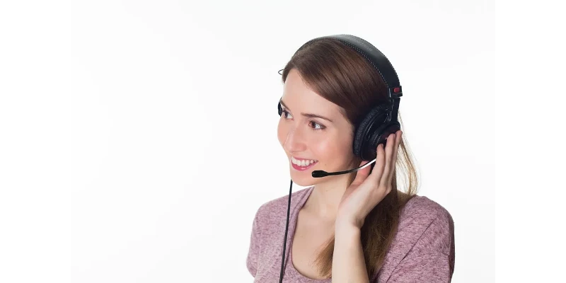Call%20Center%20Operator%20Woman