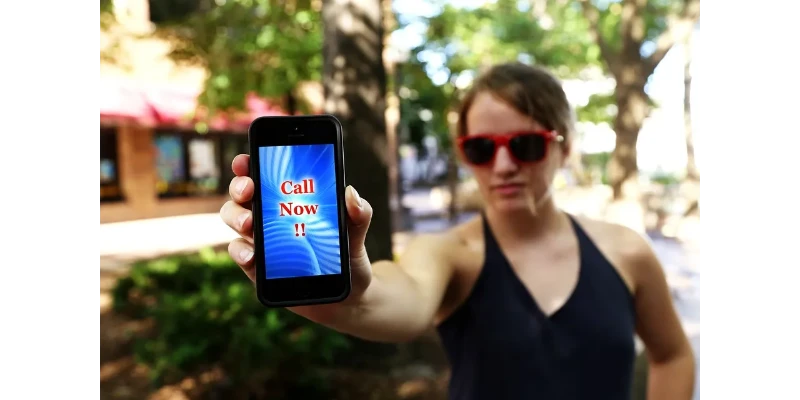 Cell%20Phone%20Woman